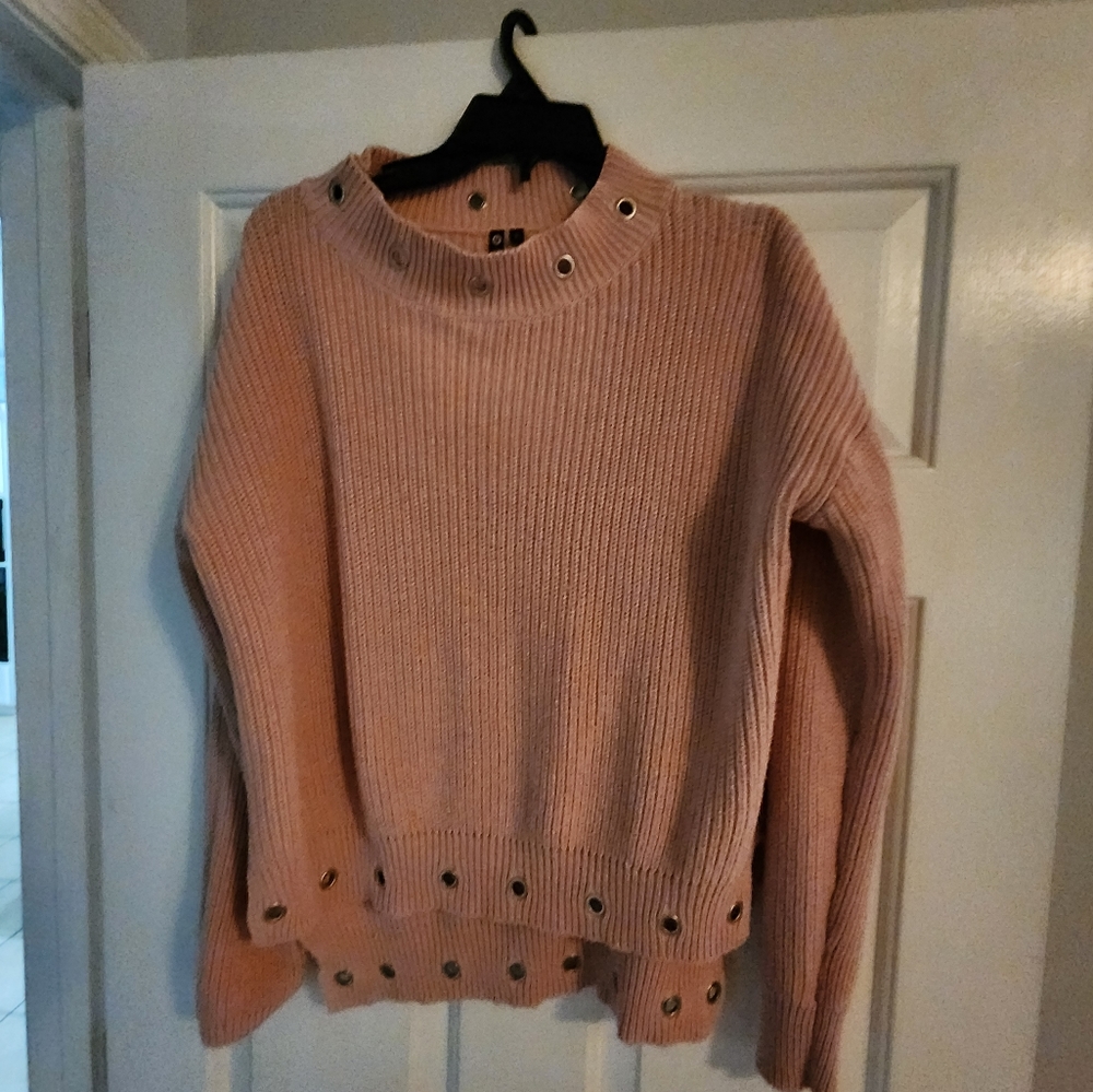 Sweater, heavier. - Picture 3 of 3